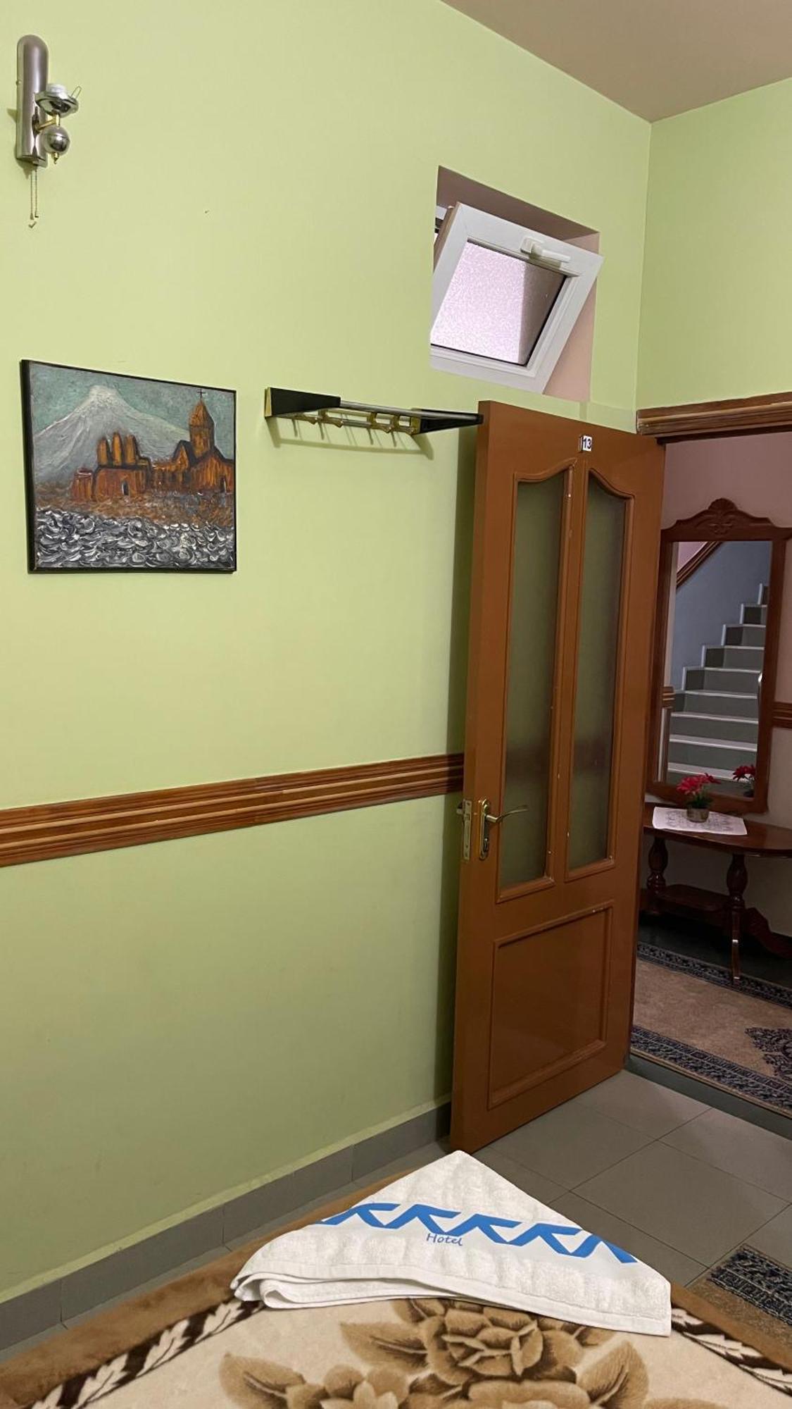 Citrus Guest House Γιερεβάν Εξωτερικό φωτογραφία